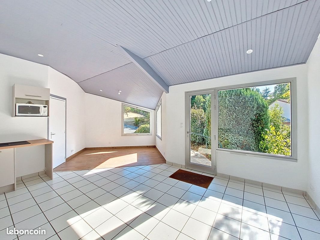 Appartement à louer, 30m², Drain