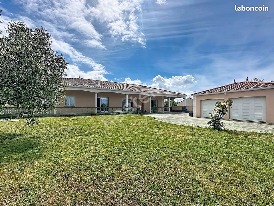 Maison à vendre, 139m², Couffé