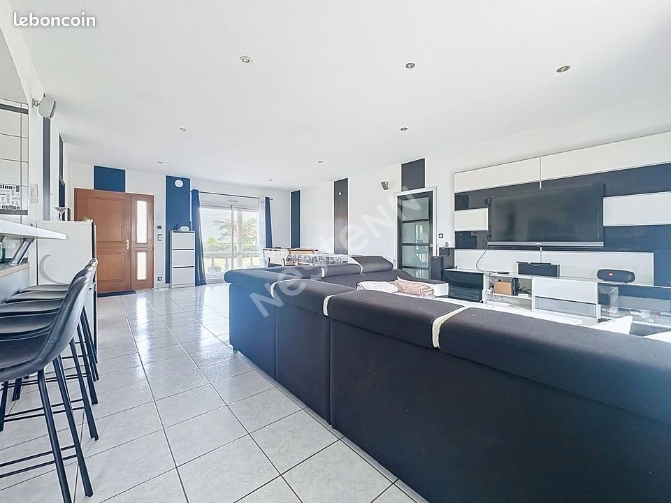 Maison à vendre, 139m², Couffé