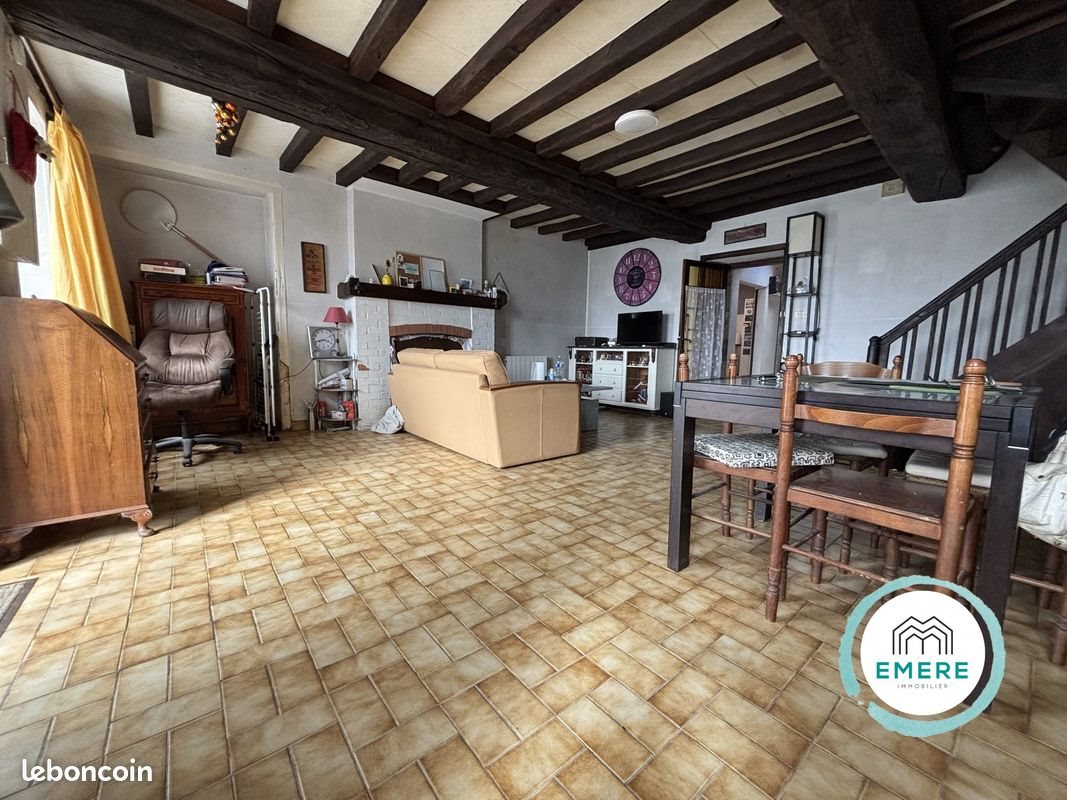 Maison à vendre, 83m², Ducey