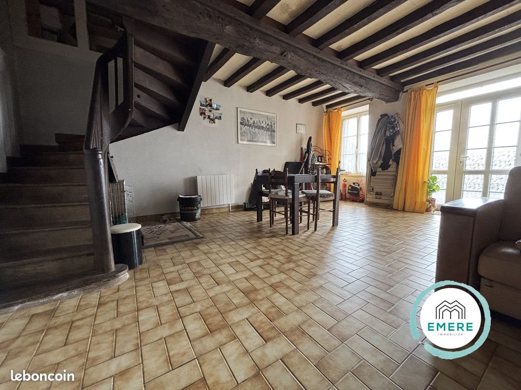 Maison à vendre, 83m², Ducey