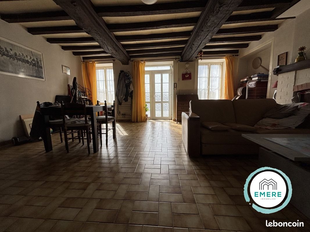 Maison à vendre, 83m², Ducey