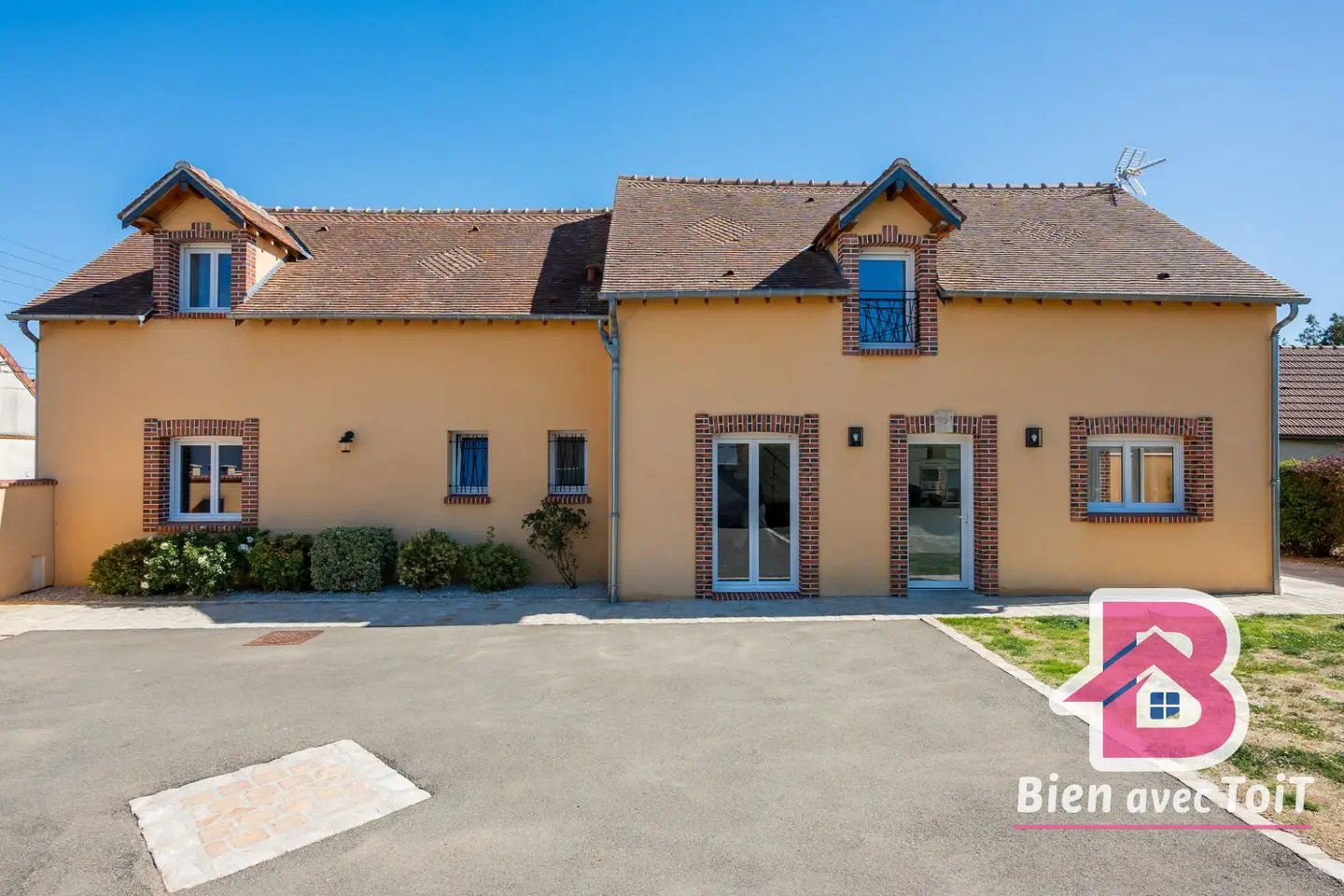Maison à vendre, 143m², Saint-Luperce