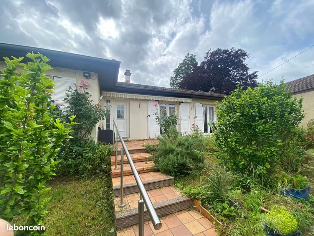 Maison à louer, 105m², Dole
