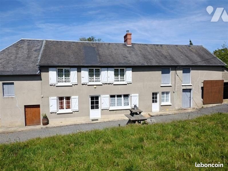 Maison à vendre, 110m², Saint-Denis-le-Vêtu