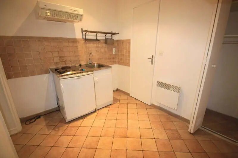 Appartement à louer, 21m², Paris 18ème