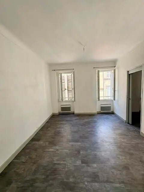 Appartement à louer, 30m², Marseille 5ème
