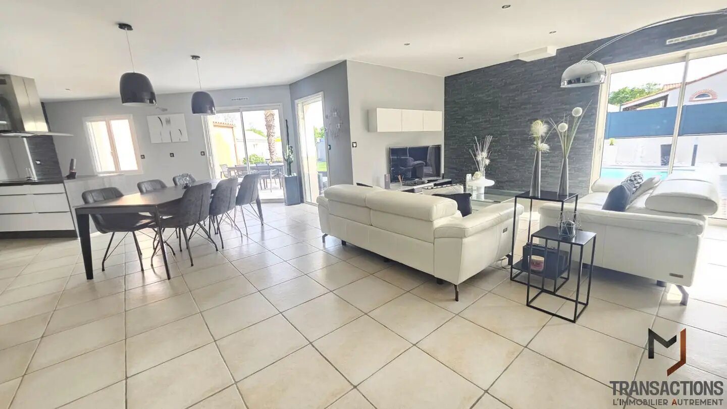 Maison à vendre, 175m², Sainte-Pazanne