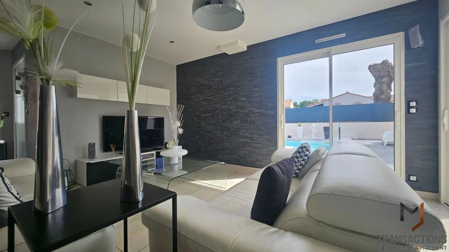 Maison à vendre, 175m², Sainte-Pazanne