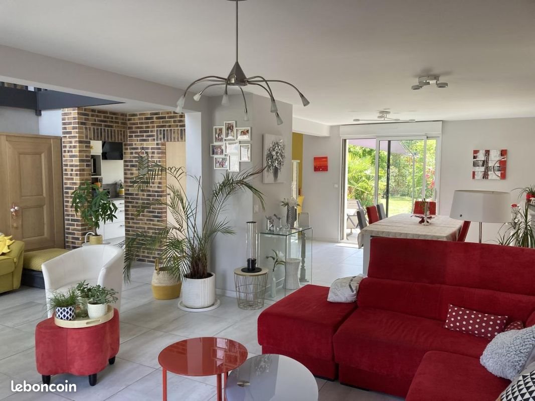 Maison à vendre, 156m², Laval