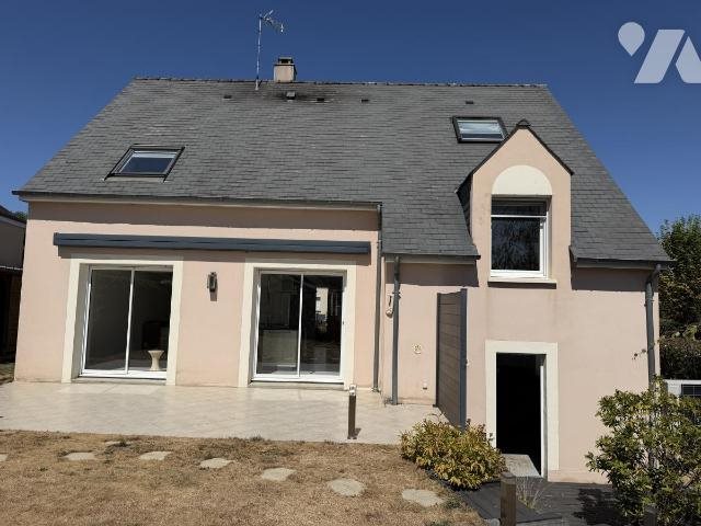 Maison à vendre, 124m², Louverné