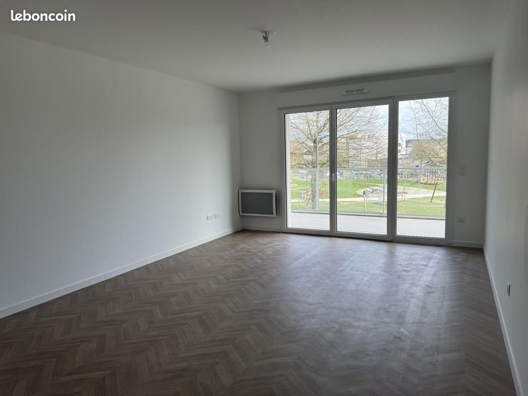 Appartement à louer, 63m², L'Huisserie