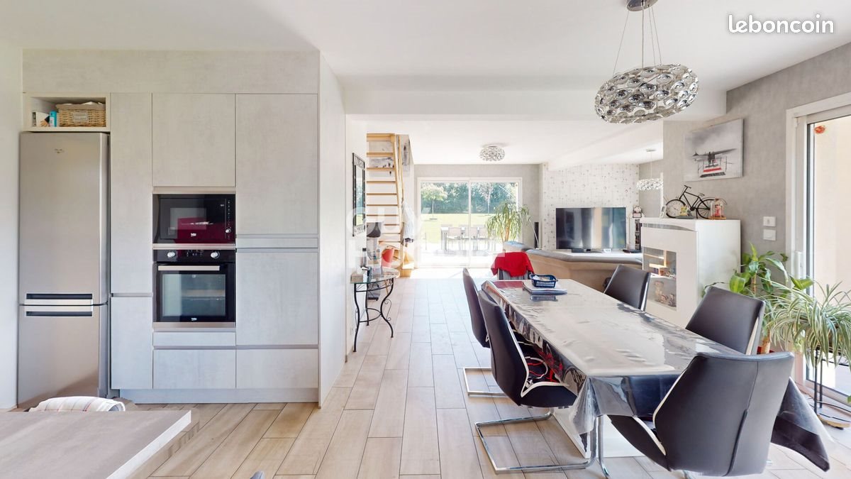 Maison à vendre, 140m², Poilley