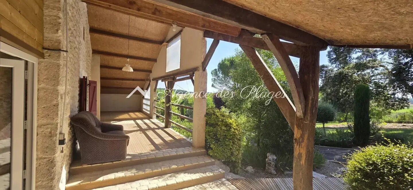 Maison à vendre, 185m², Roullet-Saint-Estèphe