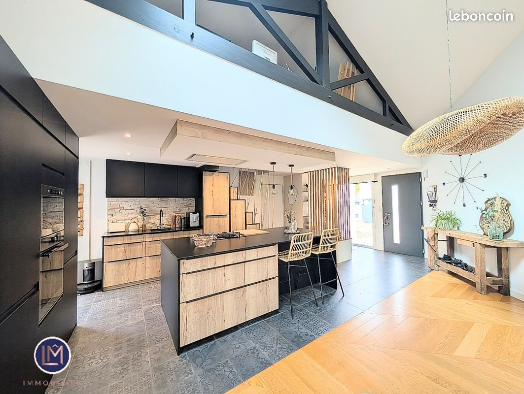 Maison à vendre, 180m², La Chevrolière