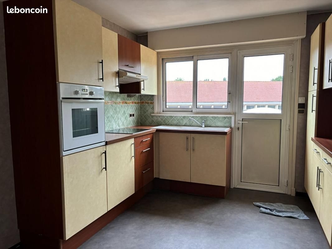 Appartement à louer, 76m², Saint-Pol-sur-Mer