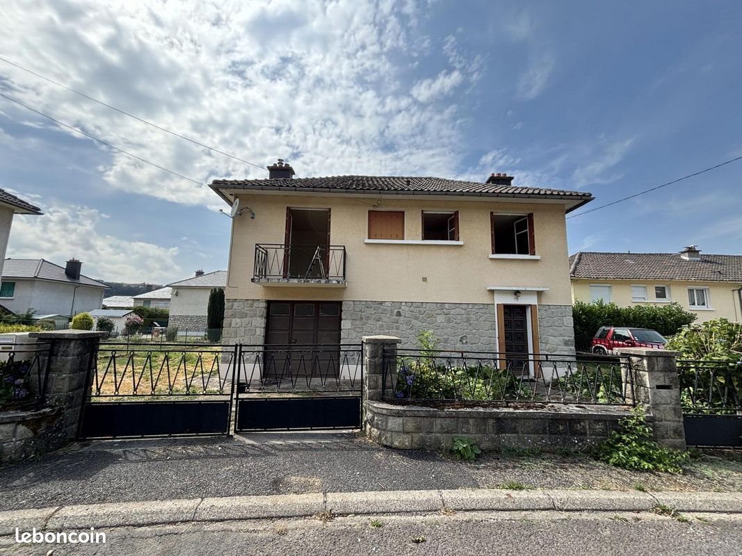 Maison à vendre, 100m², Riom-ès-Montagnes