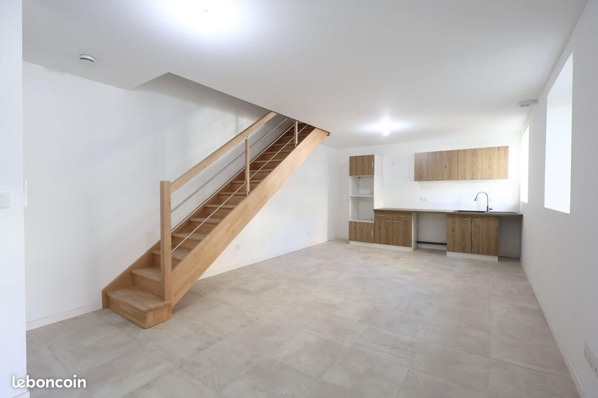 Appartement à vendre, 70m², Tournon-sur-Rhône