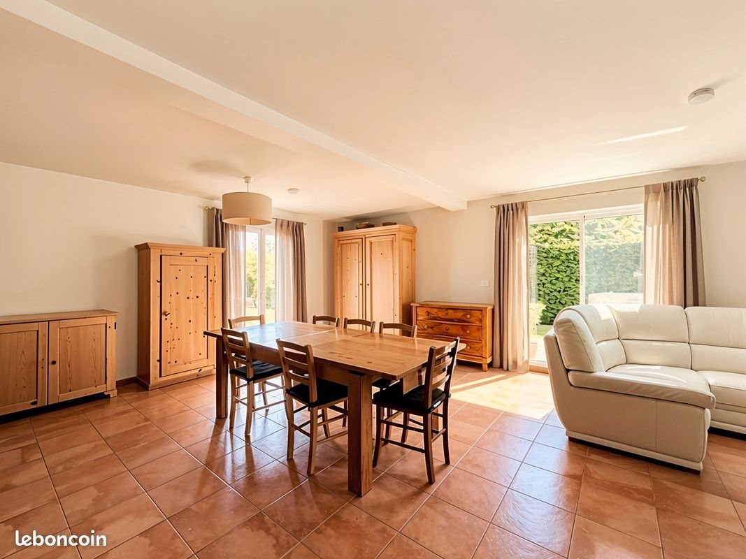 Maison à vendre, 147m², Mions