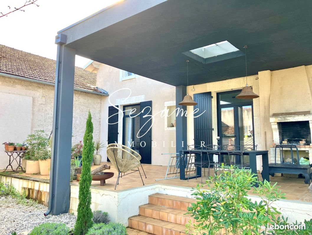 Maison à vendre, 160m², Angoulême
