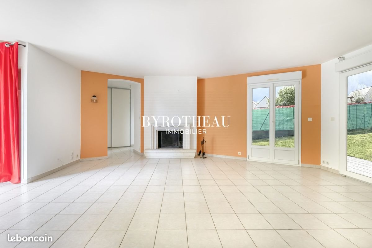 Maison à vendre, 114m², Saint-Augustin-des-Bois