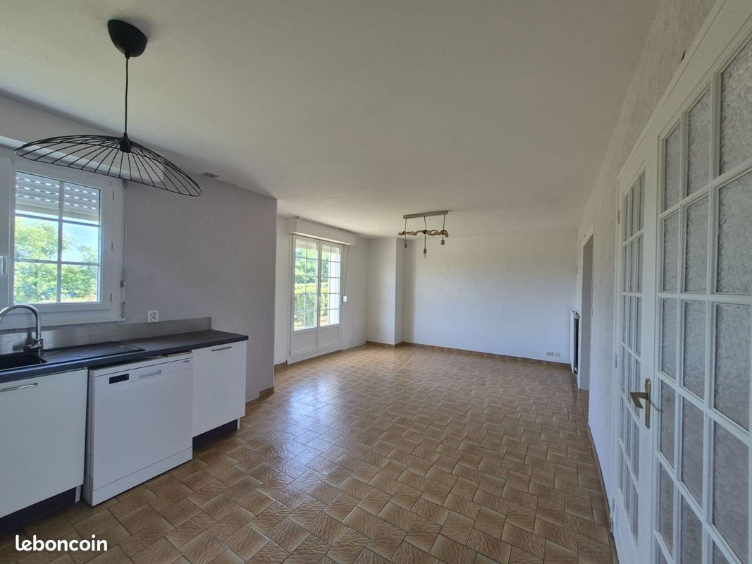 Maison à vendre, 134m², Kersaint-Plabennec