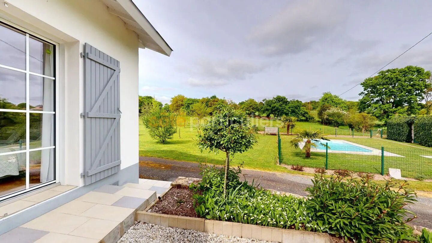 Maison à vendre, 177m², Mortagne-sur-Sèvre