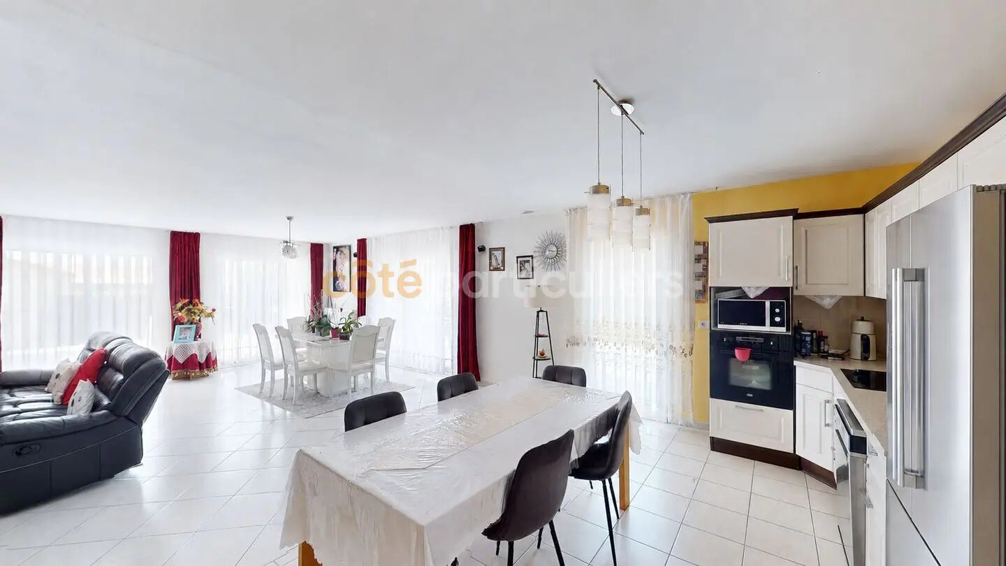 Maison à vendre, 198m², Mortagne-sur-Sèvre