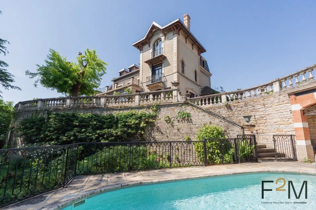 Maison à louer, 245m², Caluire-et-Cuire