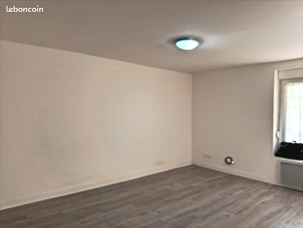 Appartement à louer, 26m², Saint-Nicolas-de-Port