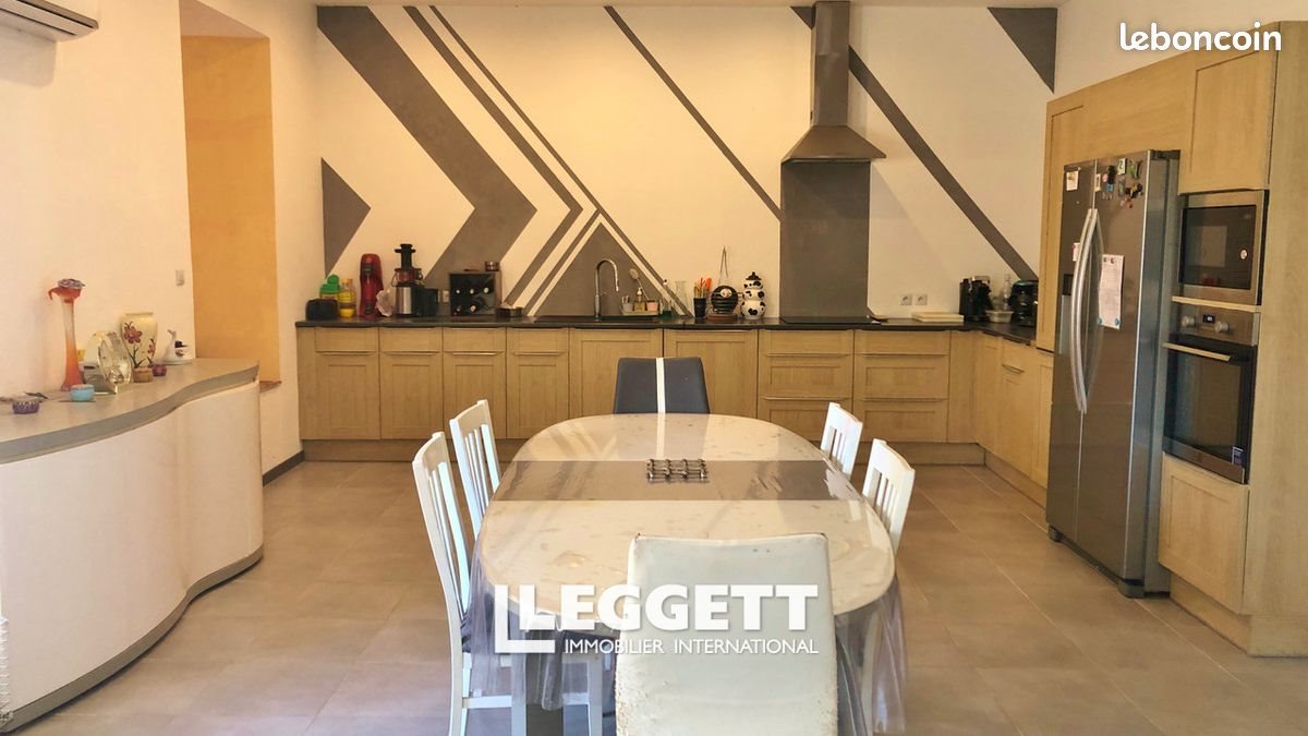 Maison à vendre, 240m², Capendu