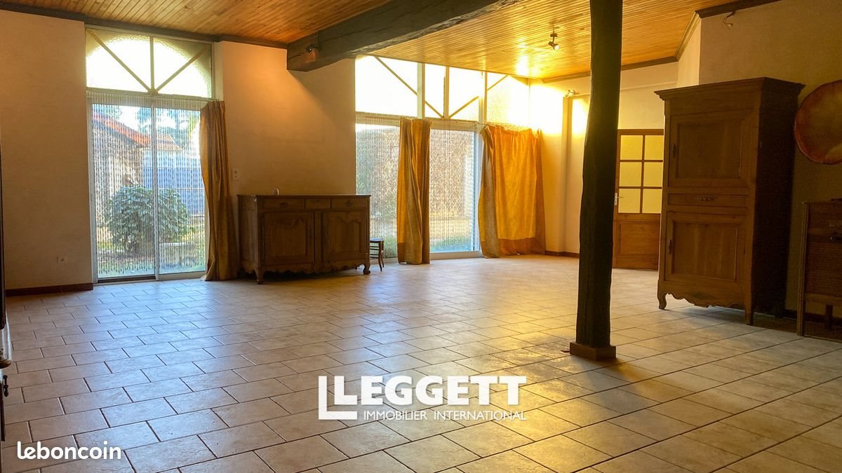 Maison à vendre, 137m², Mansle