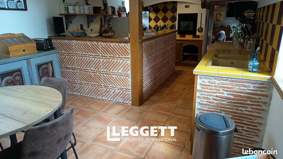 Maison à vendre, 174m², Le Cloître-Pleyben