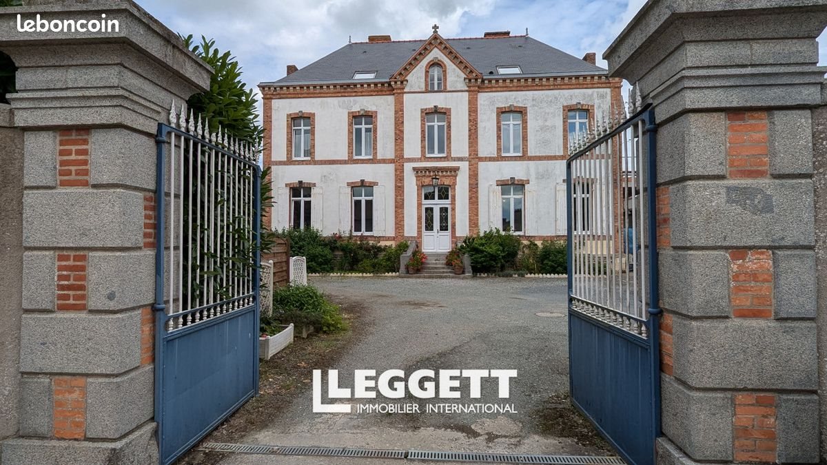 Maison à vendre, 297m², Valanjou