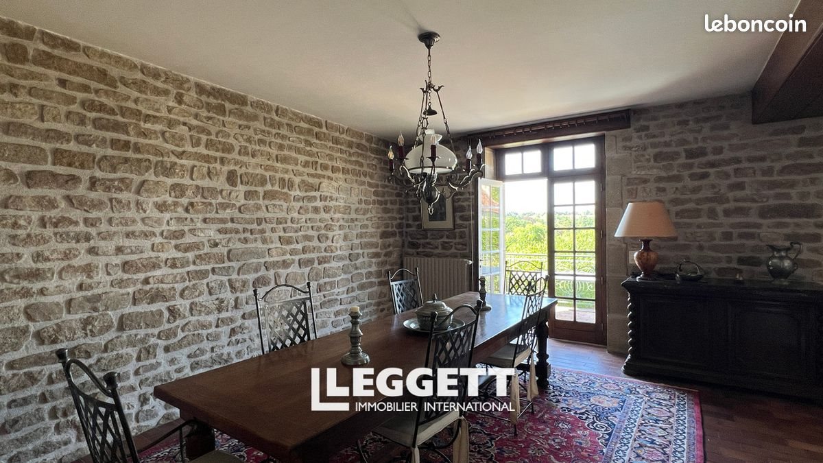 Maison à vendre, 310m², Boussac
