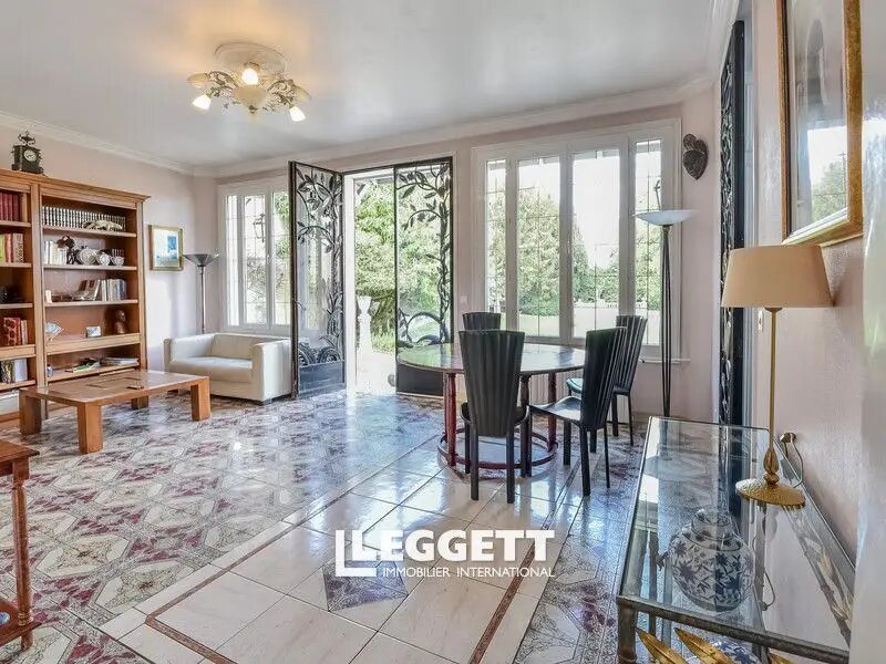 Maison à vendre, 300m², Jouy-le-Moutier