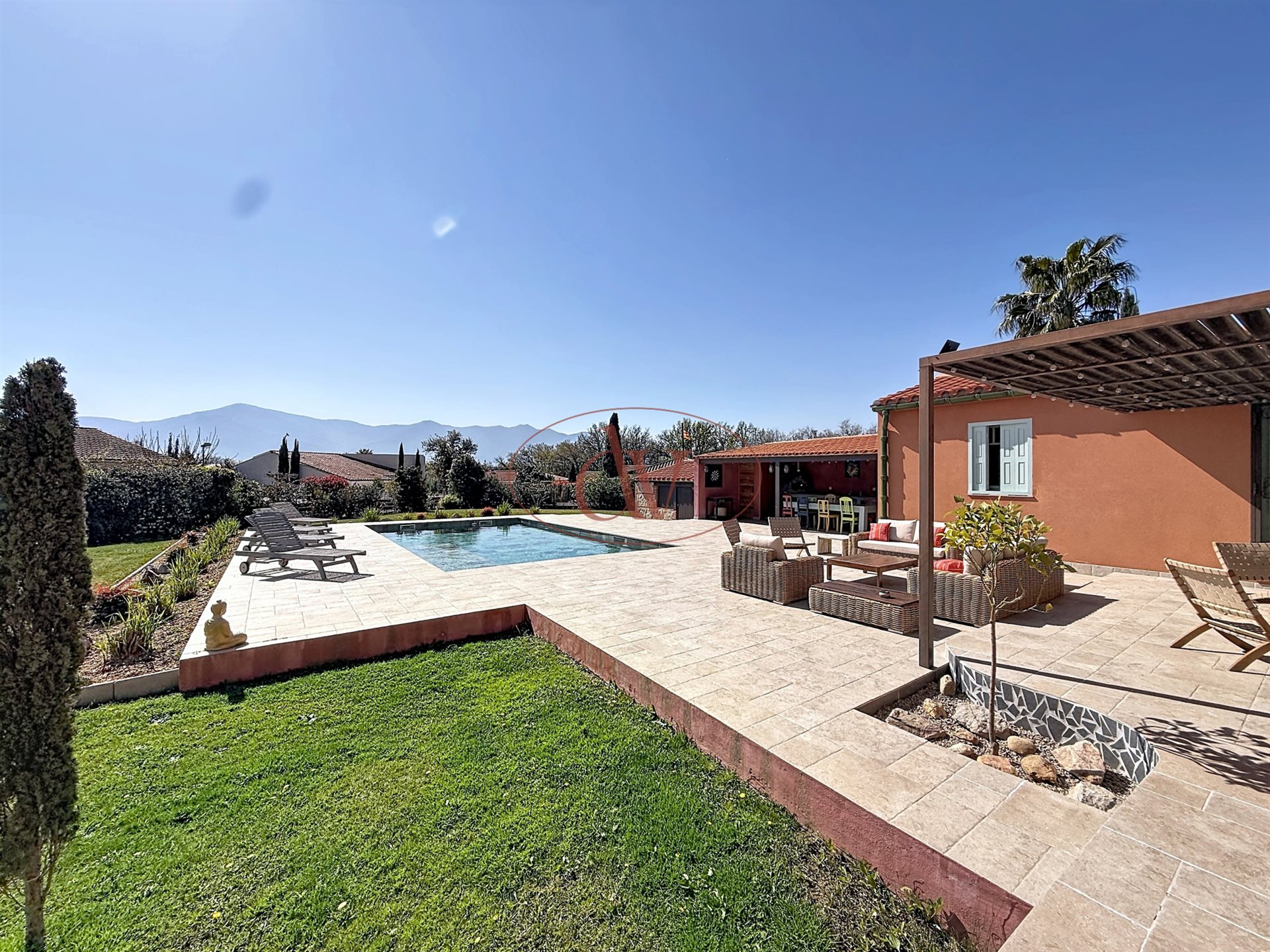 Maison à vendre, 185m², Ortaffa