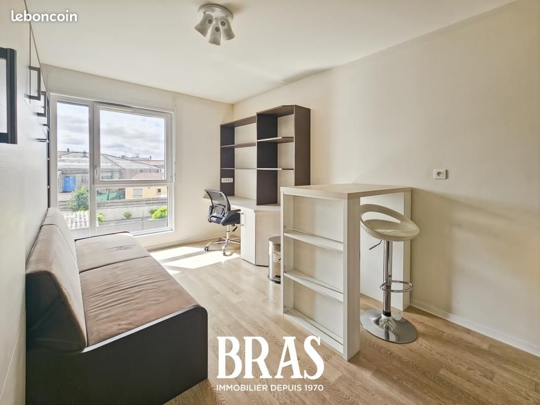 Appartement à louer, 18m², La Roche-sur-Yon