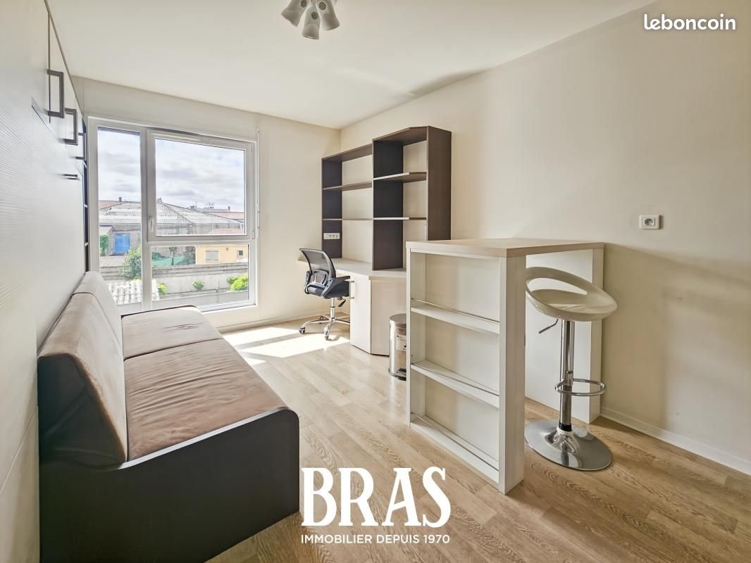Appartement à louer, 18m², La Roche-sur-Yon