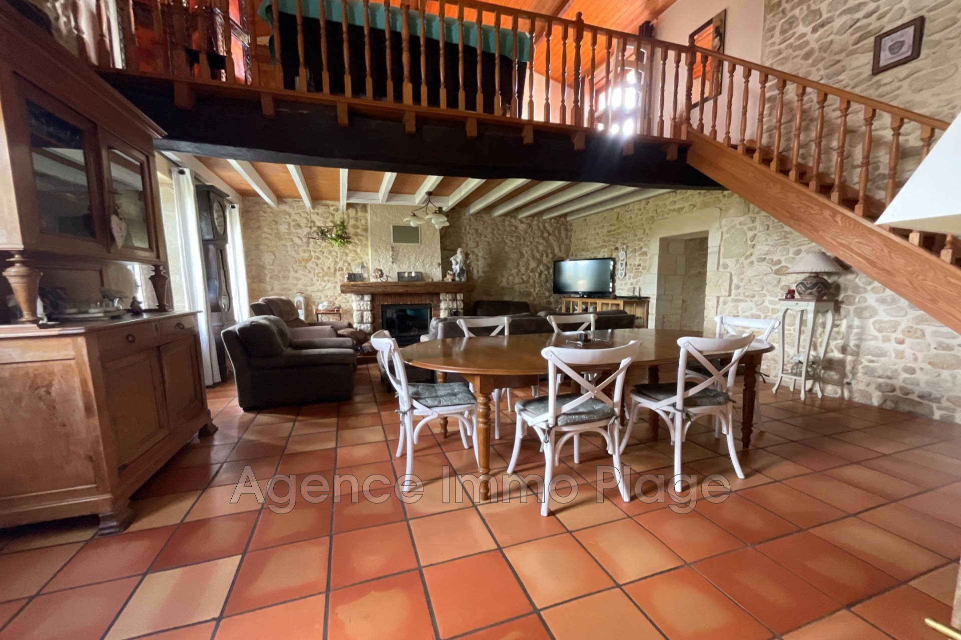 Maison à vendre, 210m², Gaillan-en-Médoc