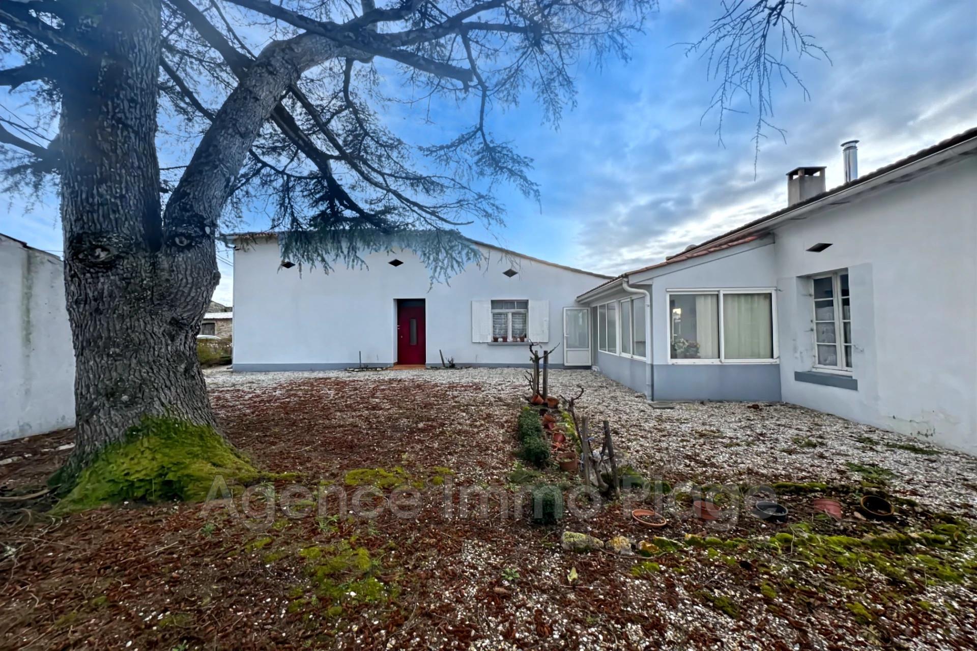 Maison à vendre, 138m², Bégadan