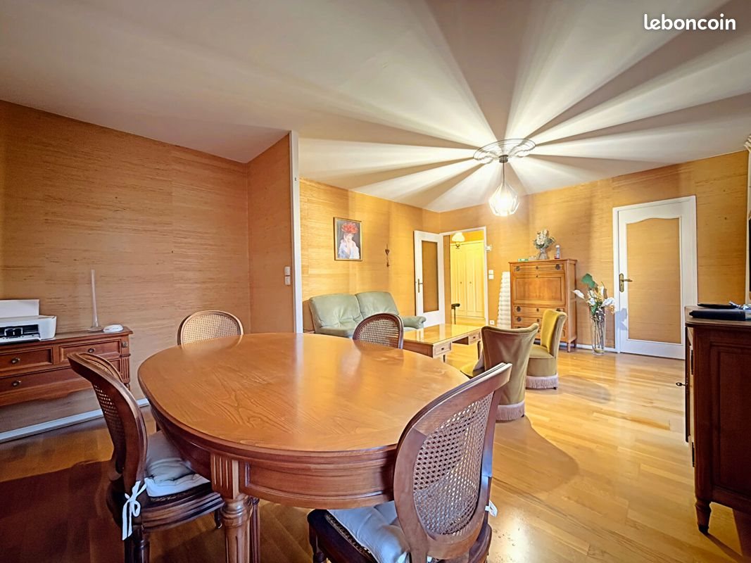 Appartement à louer, 78m², Reims