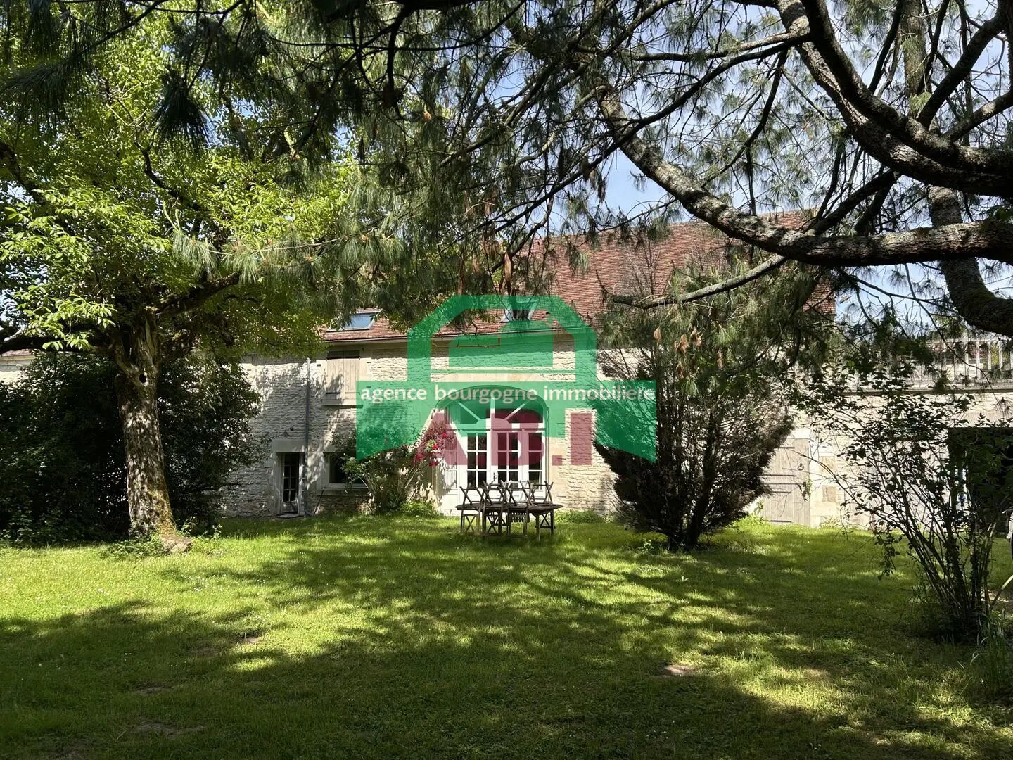 Maison à vendre, 280m², Entrains-sur-Nohain