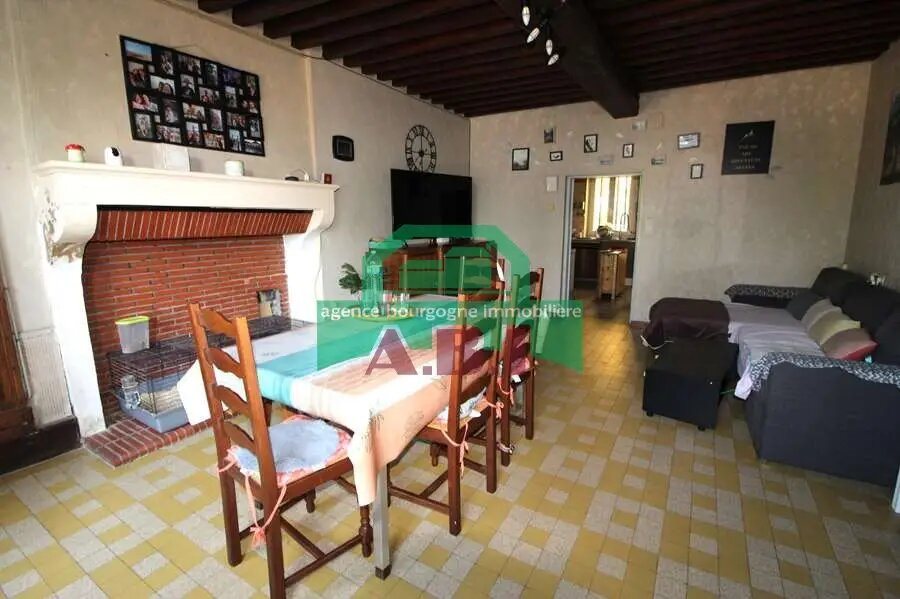 Maison à vendre, 107m², Corbigny