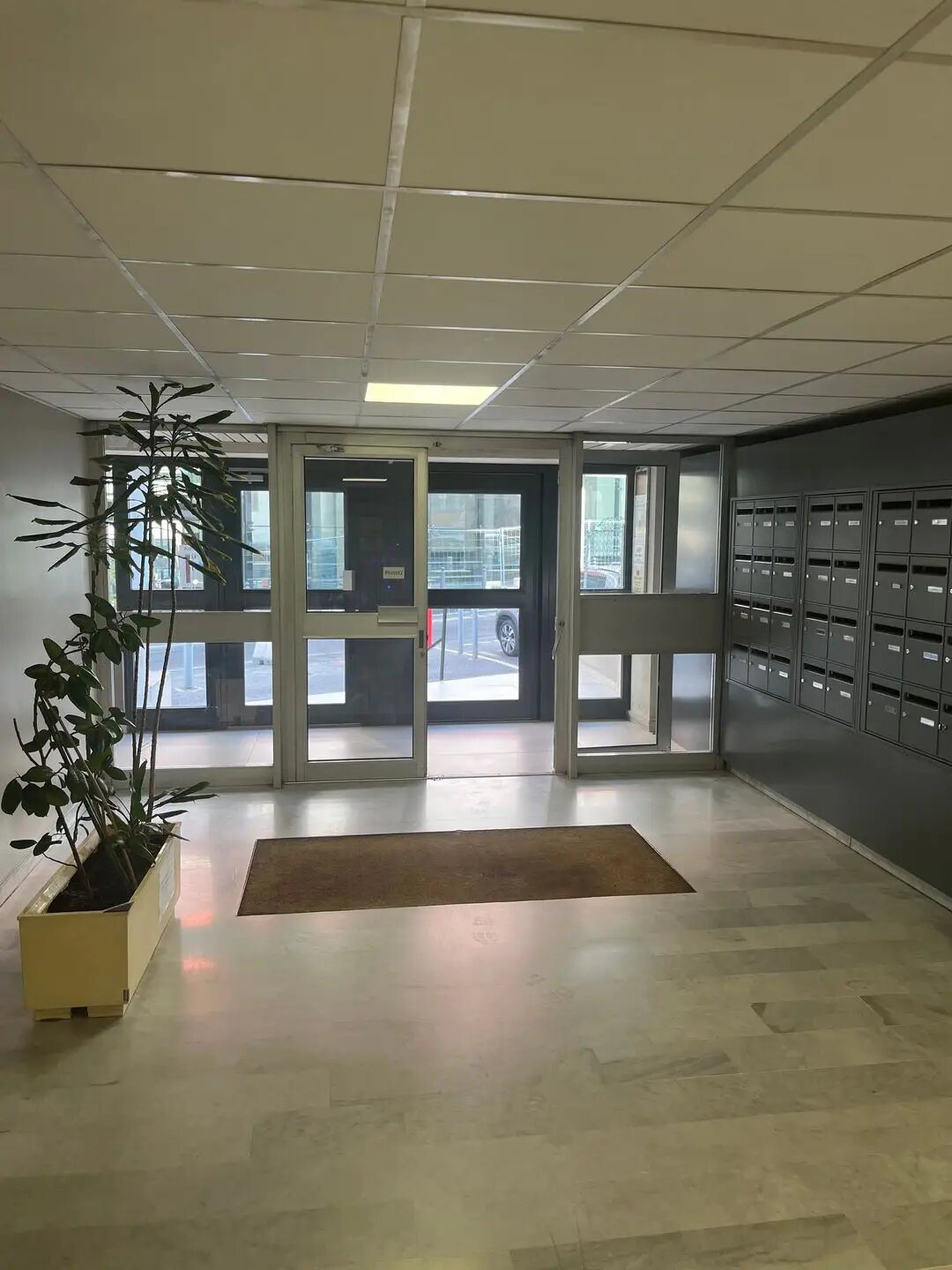Appartement à louer, 34m², Marseille 8ème