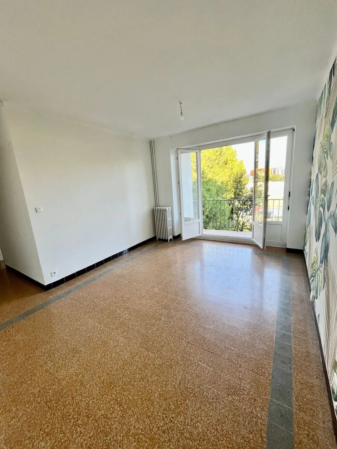Appartement à louer, 73m², Marseille 8ème