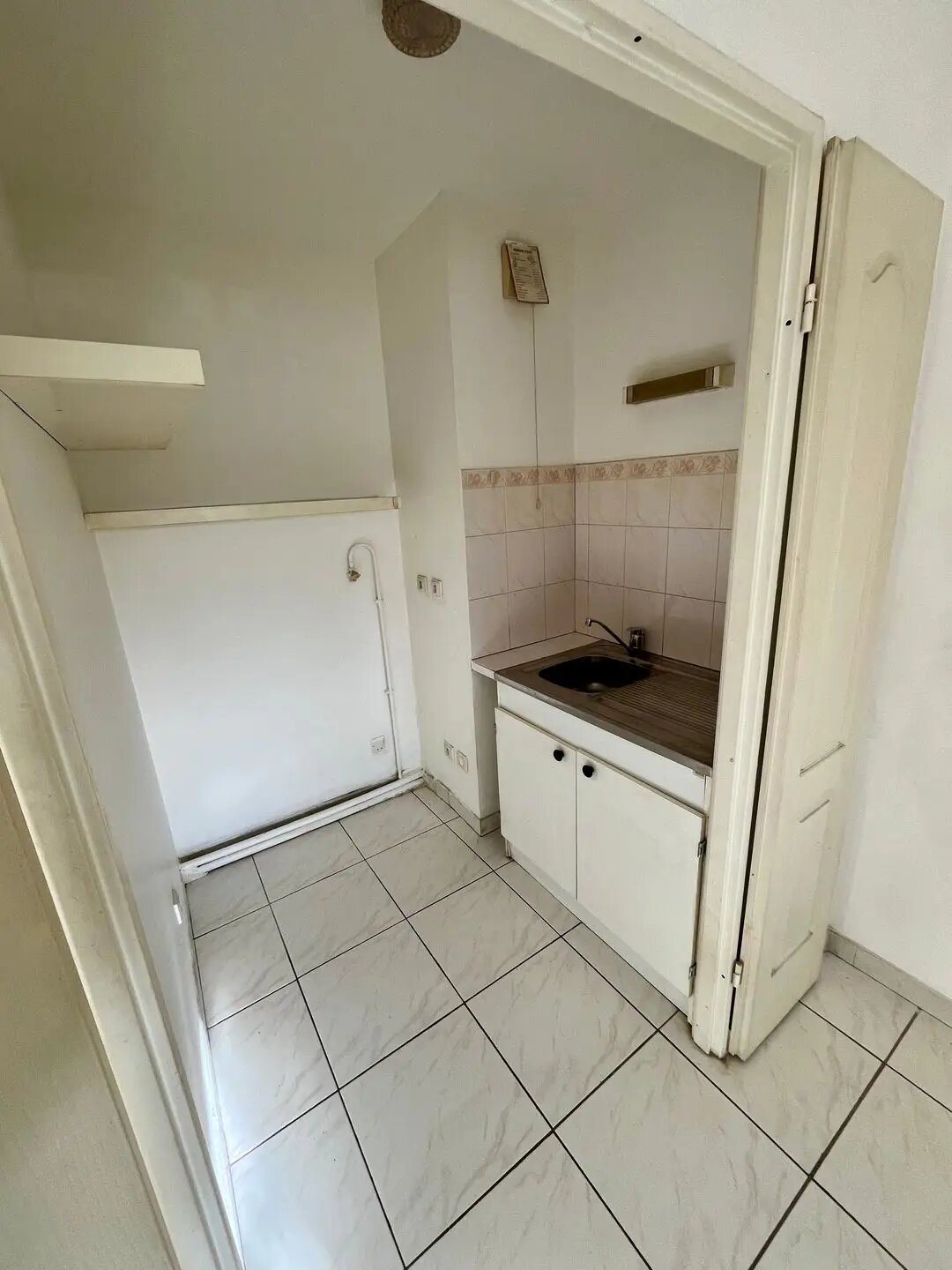 Appartement à louer, 34m², Marseille 8ème