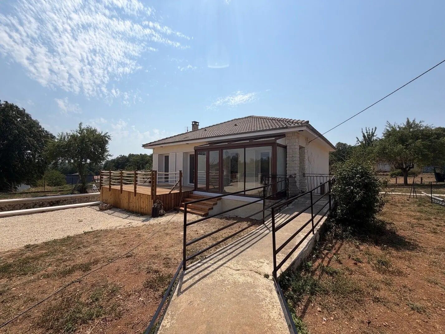 Maison à louer, 100m², Savignac-les-Eglises