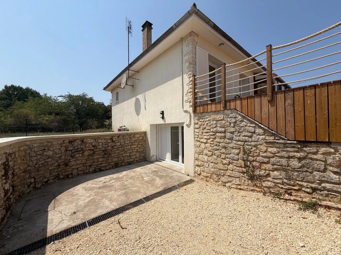 Maison à louer, 100m², Savignac-les-Eglises