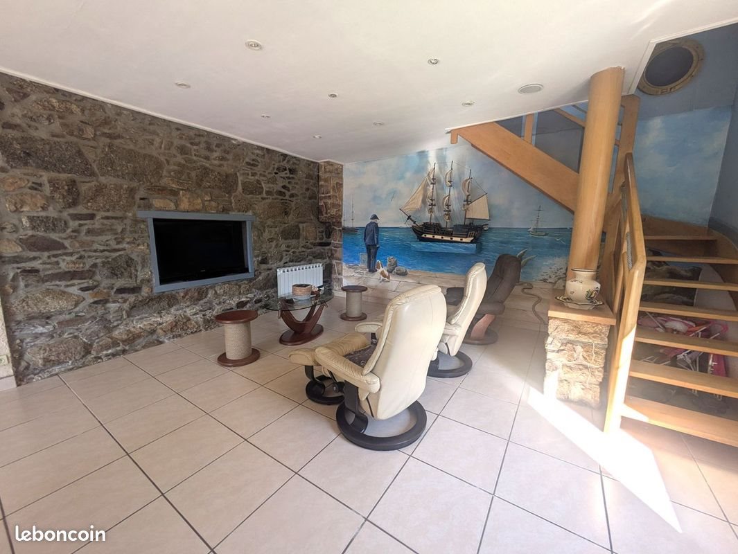 Maison à vendre, 164m², Bégard